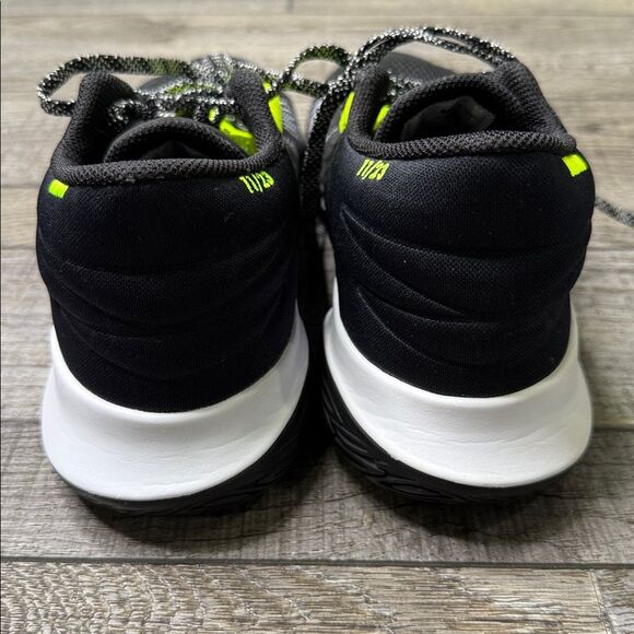 Nike Kyrie Flytrap 5 Black, Cool Grey and Neon Green Basketball Athletic Shoes main image 7